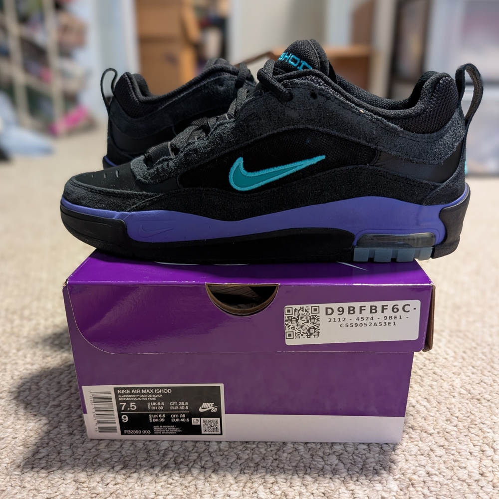 Nike Kids Air Max Shoes - Black and Purple